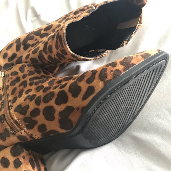 Universal Thread leopard booties - Picture 3 of 3